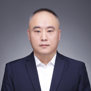王磊